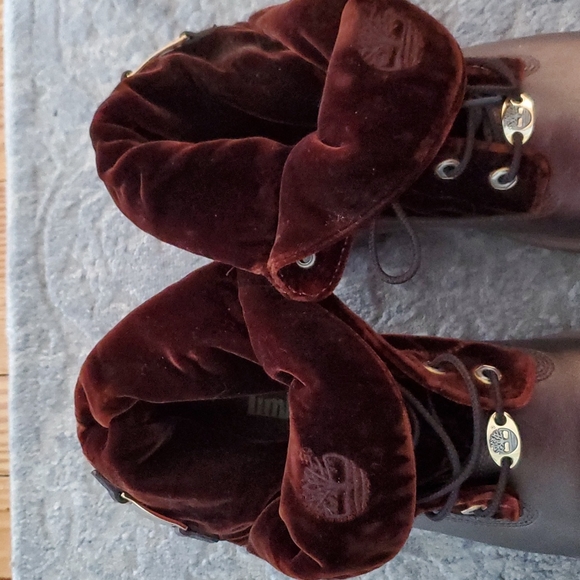 Timberland Boots - Picture 2 of 4